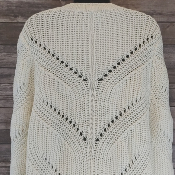 Ivory Cable Knit Sweater Size M/L - Picture 12 of 16